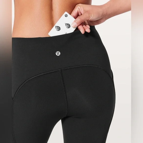 Lululemon Breezy Dot Crop *19" - Size 6 - Picture 4 of 12